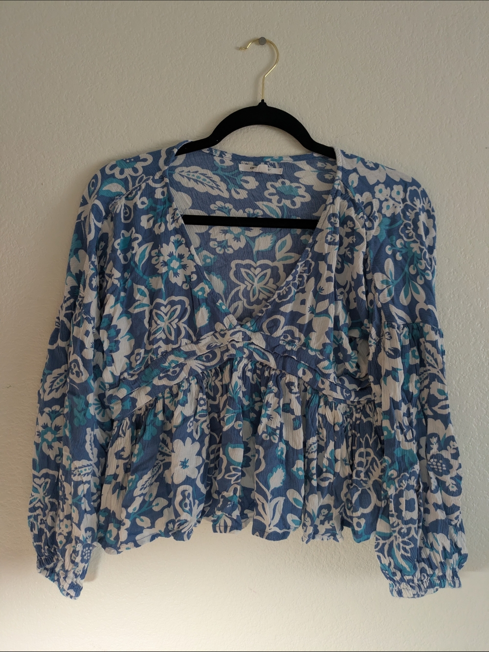 O'Neill Blue Floral V-Neck Peasant Blouse